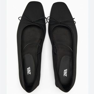 SATIN EFFECT FLAT WITH BOW | ZARA